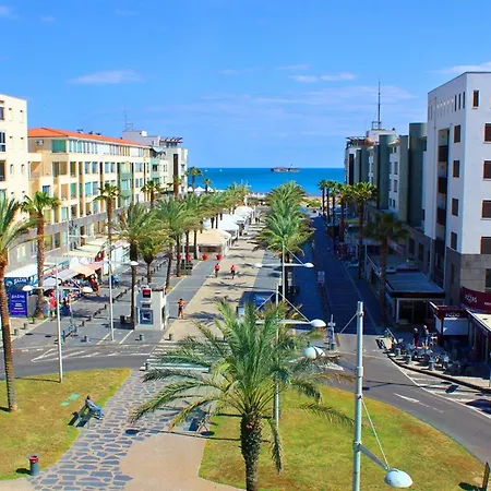 Apartment Grand T2 Cabine, Vue Mer, Parking, Au Coeur Du Mail De Rochelongue - Fr-1-607-231 Agde