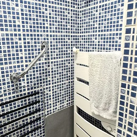 Grand T2 Cabine, Vue Mer, Parking, Au Coeur Du Mail De Rochelongue - Fr-1-607-231 *